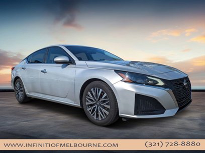 Used 2023 Nissan Altima 2.5 SV