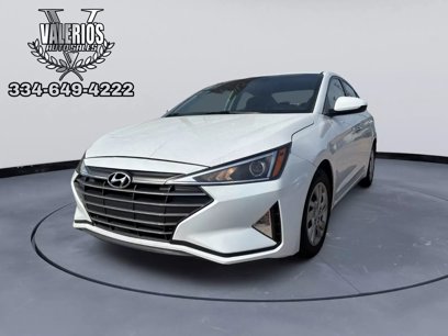 Used 2020 Hyundai Elantra SE w/ Cargo Package (C1)