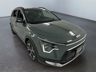 New 2025 Kia Niro SX Touring