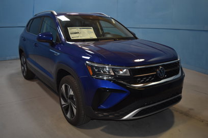 New 2024 Volkswagen Taos SE