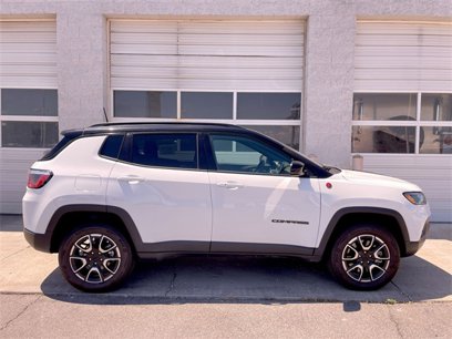 Used 2024 Jeep Compass Trailhawk
