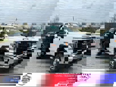 New 2023 GMC Sierra 3500 Pro