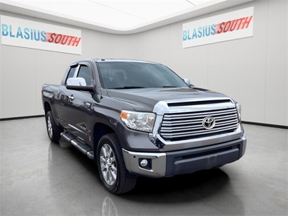 Used 2015 Toyota Tundra Limited w/ Limited Premium Package