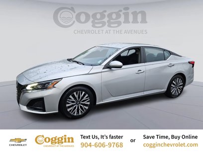 Used 2023 Nissan Altima 2.5 SV