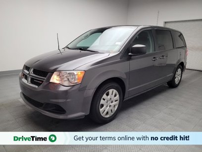 Used 2018 Dodge Grand Caravan SE w/ UConnect Hands-Free Group