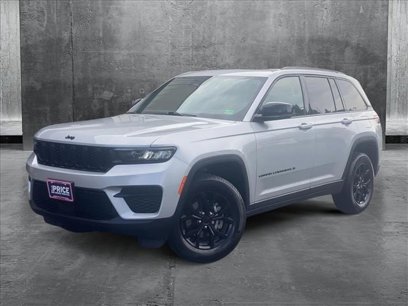 Used 2024 Jeep Grand Cherokee Altitude