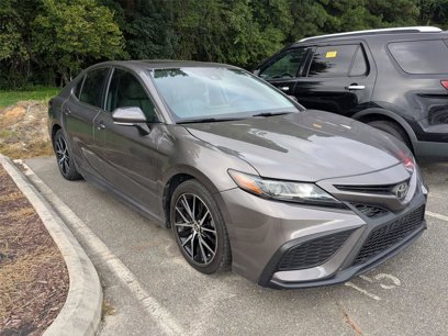 Used 2022 Toyota Camry SE