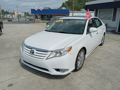 Used 2011 Toyota Avalon Limited