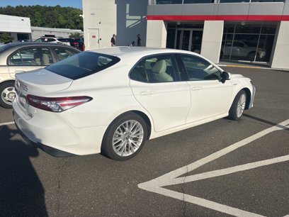 Used 2018 Toyota Camry XLE