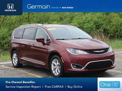 Used 2018 Chrysler Pacifica Touring-L Plus w/ Tire & Wheel Group