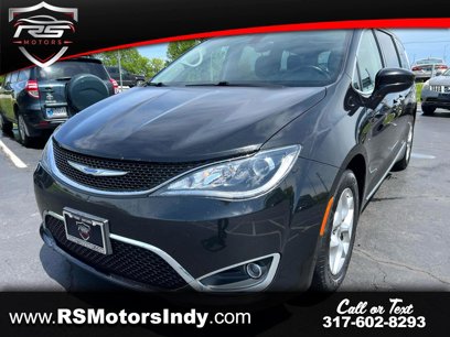 Used 2018 Chrysler Pacifica Touring-L Plus