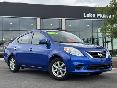 Used 2014 Nissan Versa SV w/ Convenience Package