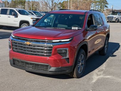 New 2025 Chevrolet Traverse LT w/ Driver Confidence Package