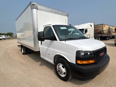 Used 2022 GMC Savana 3500 Extended w/ Power Convenience Package