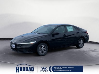 New 2025 Hyundai Elantra SE w/ Cargo Package