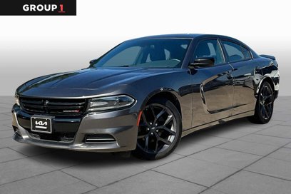 Used 2020 Dodge Charger SXT w/ Blacktop Package