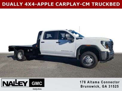 New 2025 GMC Sierra 3500 Pro w/ Convenience Package