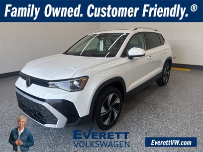New 2025 Volkswagen Taos SE