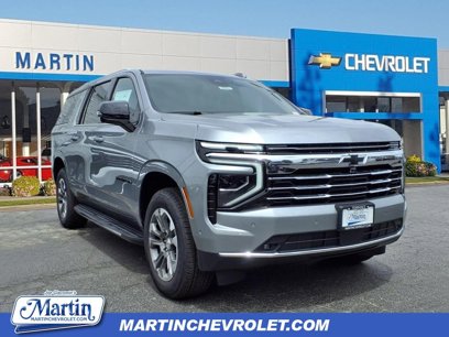New 2025 Chevrolet Suburban LT w/ Comfort Package