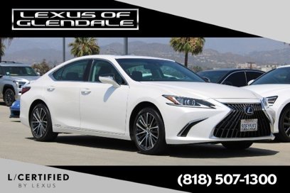 Certified 2022 Lexus ES 300h w/ Premium Package