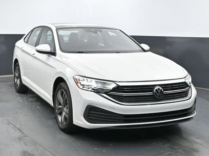 Certified 2024 Volkswagen Jetta SE w/ Panoramic Sunroof Package