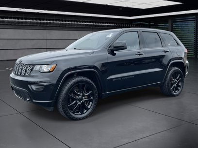 Used 2020 Jeep Grand Cherokee Altitude