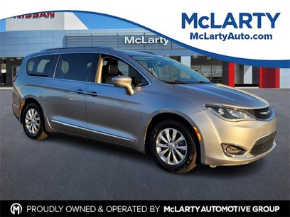 Used 2018 Chrysler Pacifica Touring-L