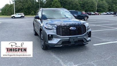 New 2025 Ford Explorer ST-Line w/ Premium Package