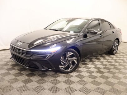 Used 2025 Hyundai Elantra Sport w/ Cargo Package