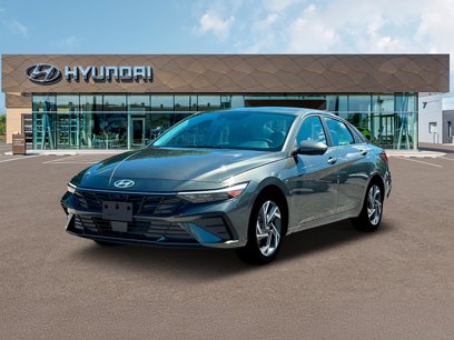 New 2025 Hyundai Elantra Limited
