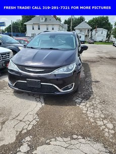 Used 2017 Chrysler Pacifica Touring-L Plus w/ Advanced Safetytec Group