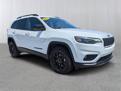 Used 2023 Jeep Cherokee Altitude Lux