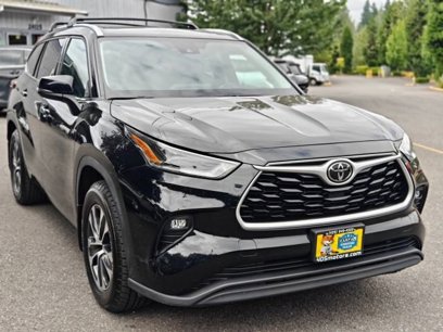 Used 2021 Toyota Highlander XLE