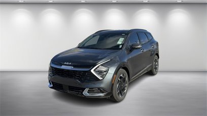 Used 2025 Kia Sportage SX