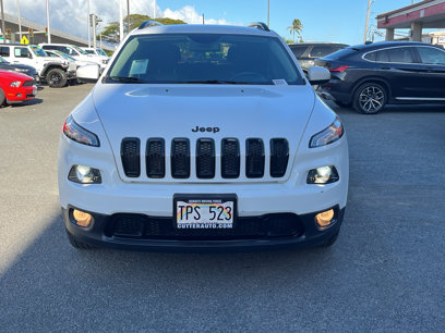 Used 2018 Jeep Cherokee Latitude w/ Altitude Package