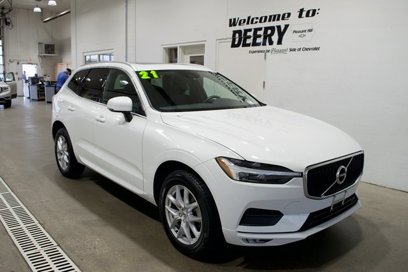 Used 2021 Volvo XC60 T5 Momentum