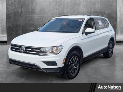 Used 2018 Volkswagen Tiguan SE w/ Panoramic Sunroof Package