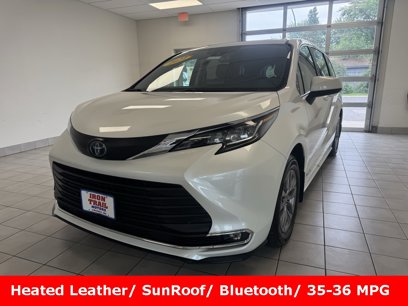 Certified 2021 Toyota Sienna XLE