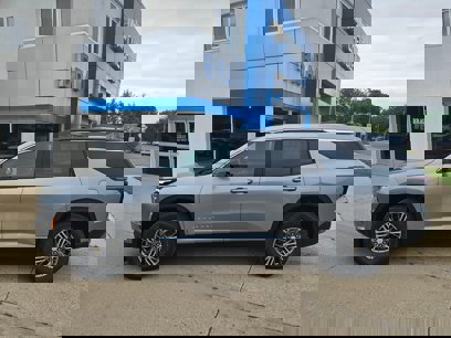 New 2025 Chevrolet Traverse LT
