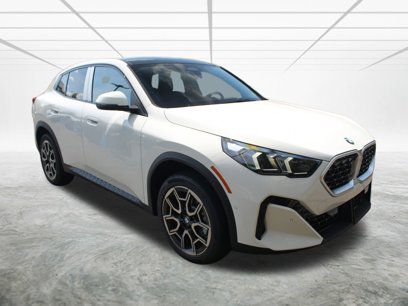 New 2025 BMW X2 xDrive28i w/ Convenience Package