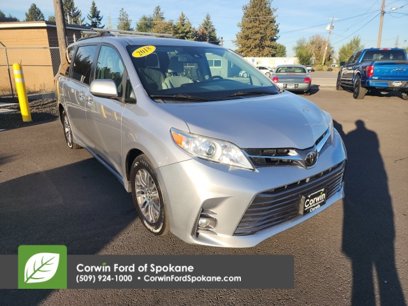 Used 2018 Toyota Sienna XLE