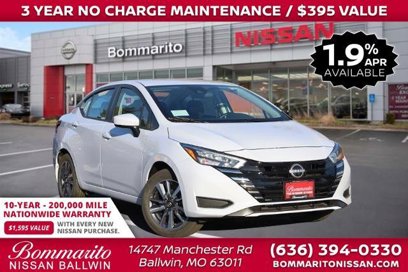New 2025 Nissan Versa SV w/ Trunk Package