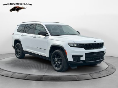 Used 2024 Jeep Grand Cherokee L Laredo