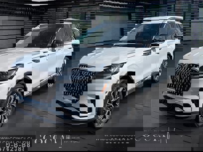 New 2025 Lincoln Aviator AWD