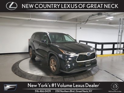 Used 2023 Toyota Highlander Bronze Edition