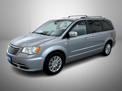 Used 2014 Chrysler Town & Country Touring-L