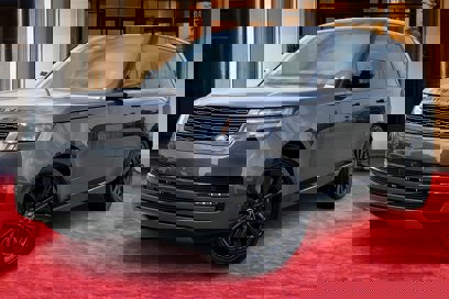 New 2025 Land Rover Range Rover SE