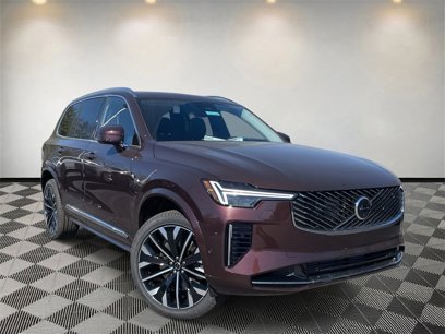 New 2025 Volvo XC90 T8 Plus w/ Protection Package Premier
