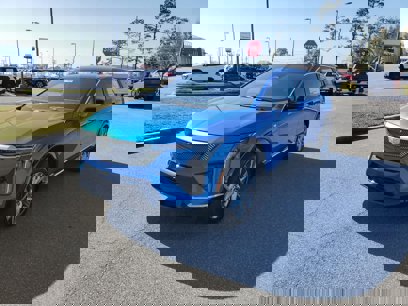 New 2025 Cadillac Optiq Luxury 2
