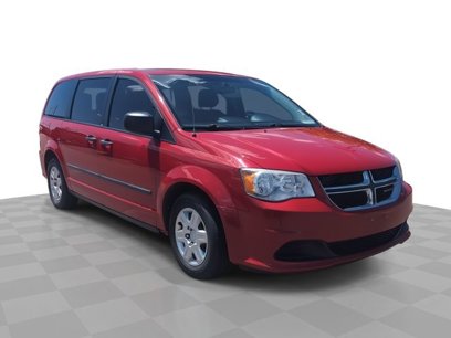 Used 2013 Dodge Grand Caravan American Value Package w/ UConnect Hands-Free Group